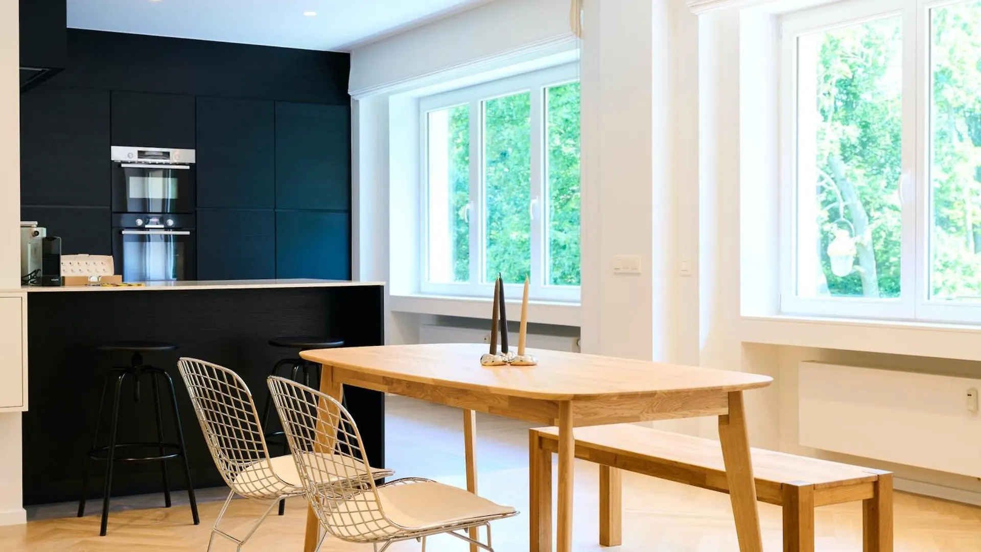 The Nations Bois De La Cambre Flats Apartment Brussels